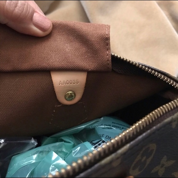 SOLD β locally *Louis Vuitton Monogram Speedy 30 - Picture 6 of 8